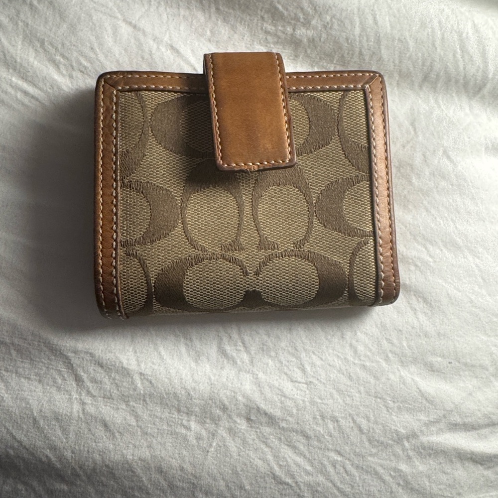 Coach Signature Brown and Tan Wallet - Picture 8 of 8